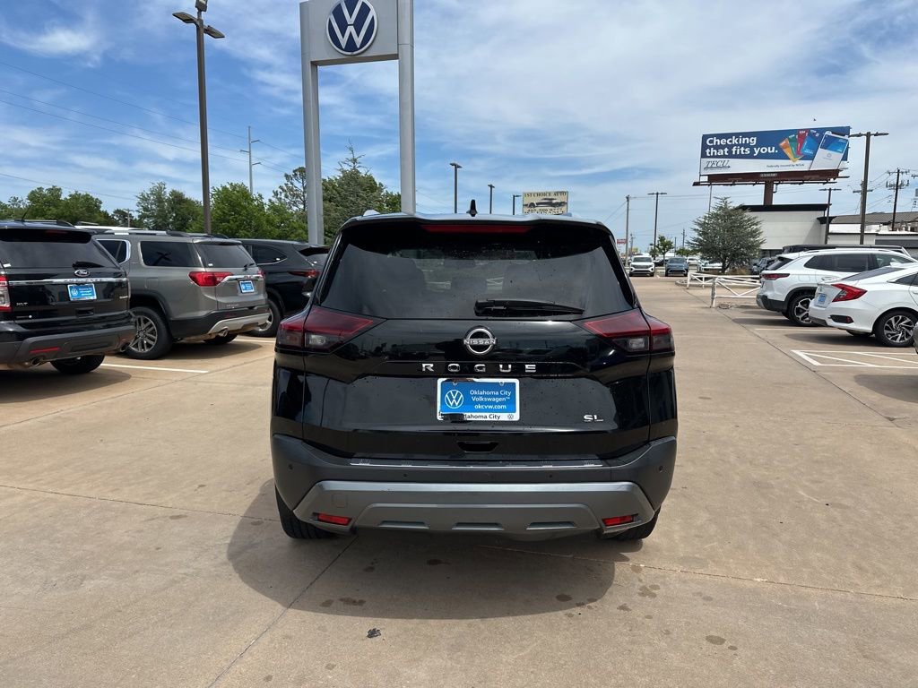 Used 2023 Nissan Rogue SL w/ SL Premium Package FWD image 6