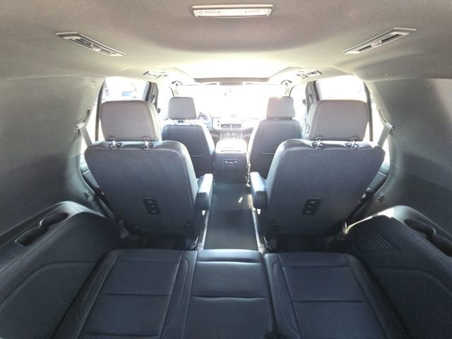 Used 2023 Chevrolet Tahoe Z71 w/ Luxury Package AWD/4WD image 14