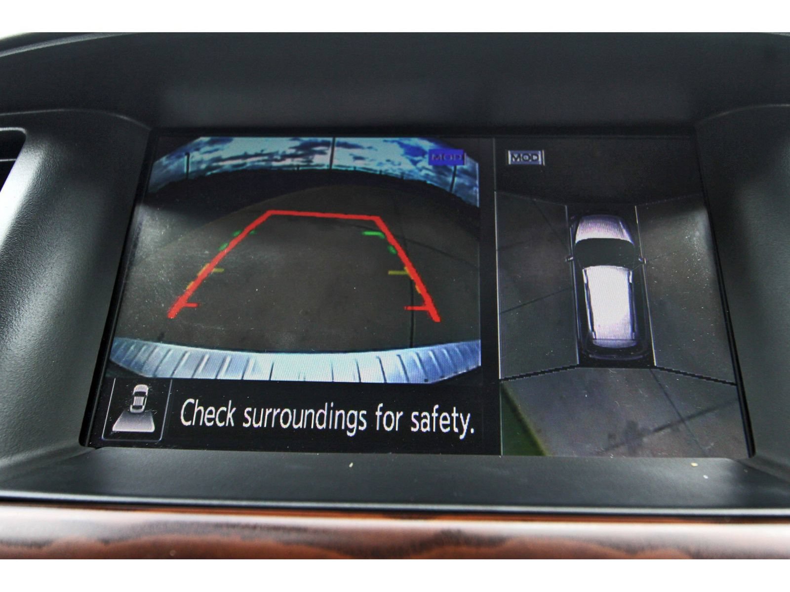 Used 2019 Nissan Pathfinder Platinum FWD image 28
