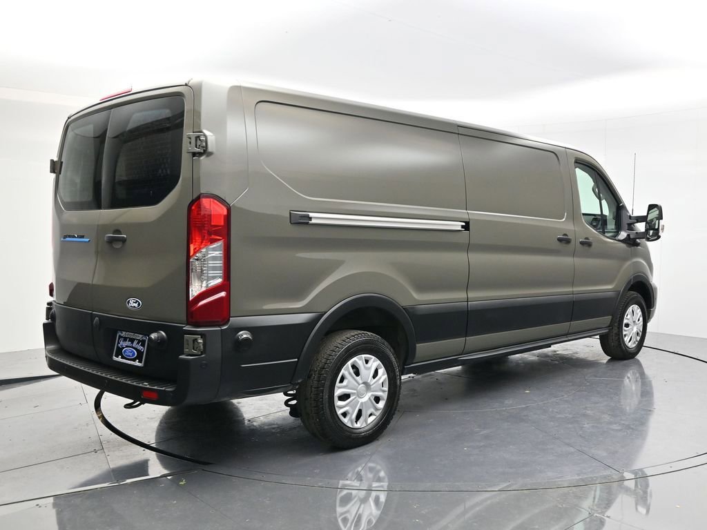 Used 2026 Ford E-Transit Low Roof RWD image 5
