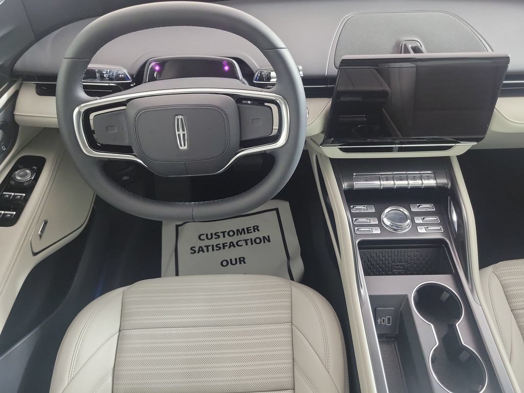 New 2026 Lincoln Nautilus Reserve AWD/4WD image 10