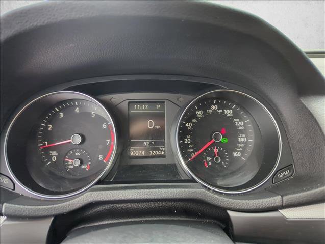 Used 2018 Volkswagen Passat 2.0T R-Line image 9