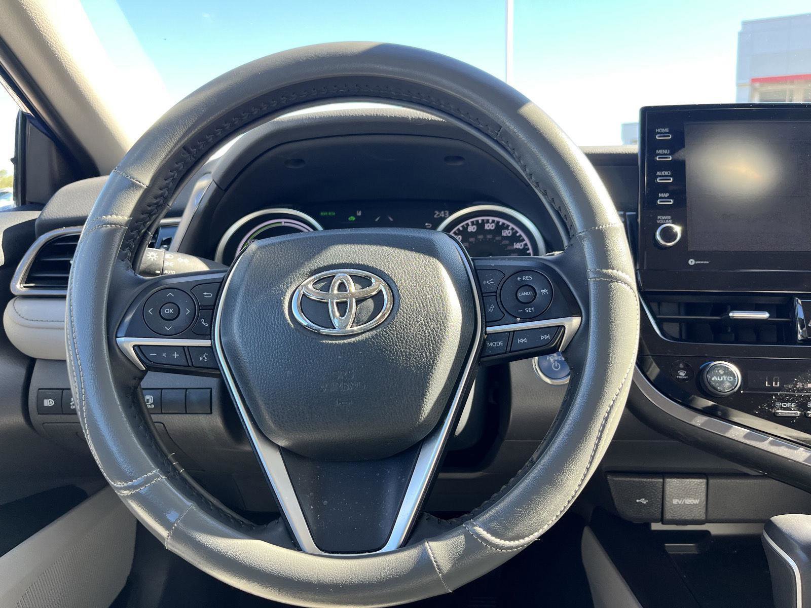 Used 2024 Toyota Camry XLE image 26