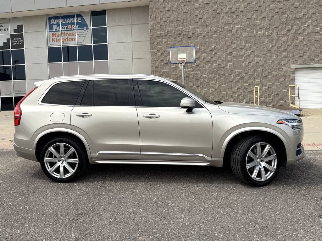 Used 2016 Volvo XC90 T6 Inscription w/ Vision Package AWD/4WD image 5