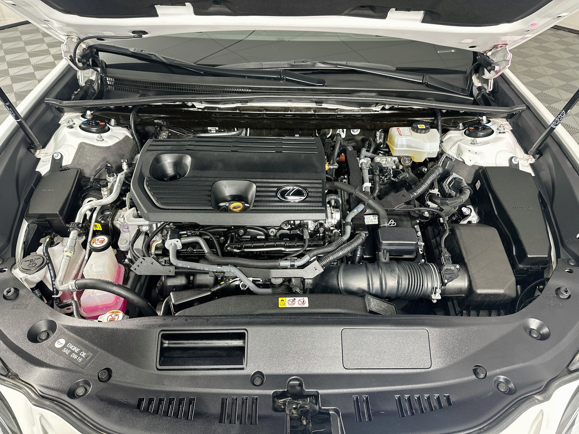 Used 2022 Lexus ES 300h w/ Premium Package FWD image 34
