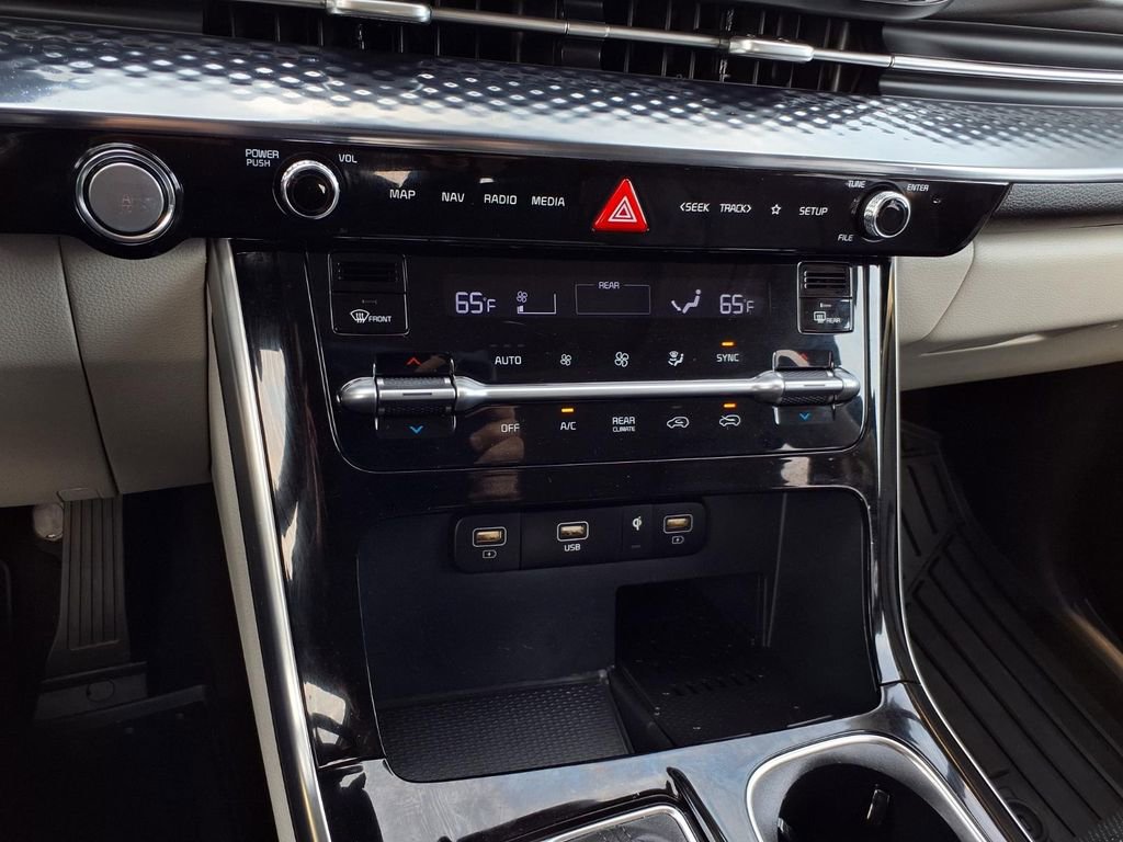 Used 2024 Kia Carnival SX Prestige image 20