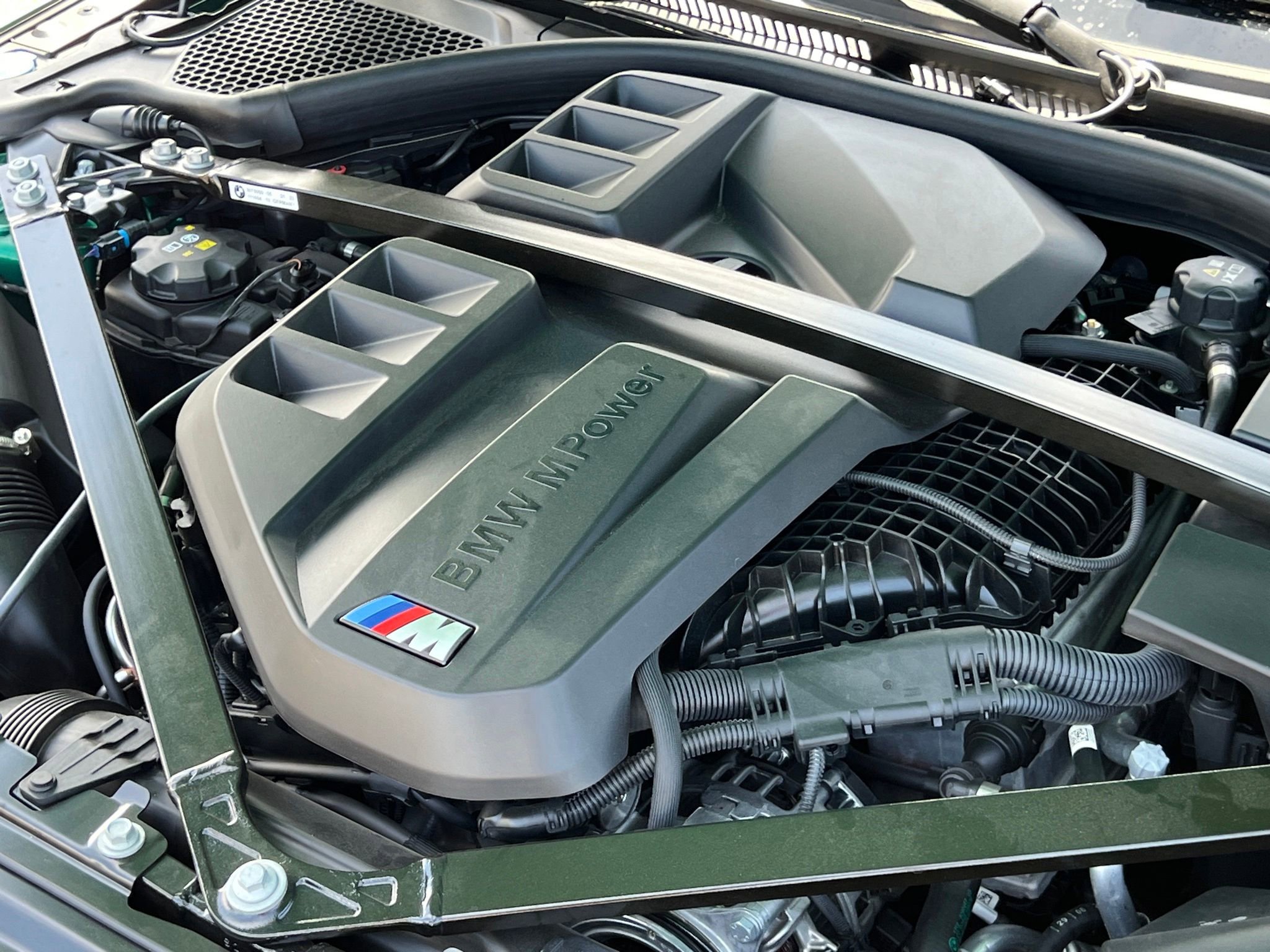 Used 2024 BMW M3 w/ M Carbon Exterior Package RWD image 44