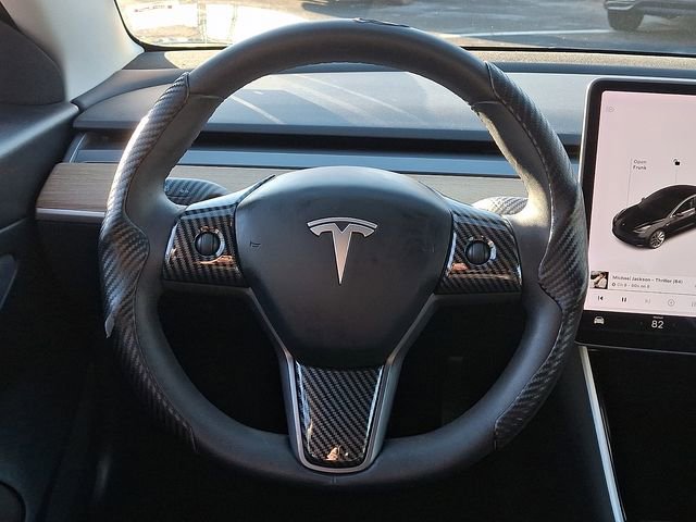 Used 2020 Tesla Model 3 Standard Range Plus RWD image 12