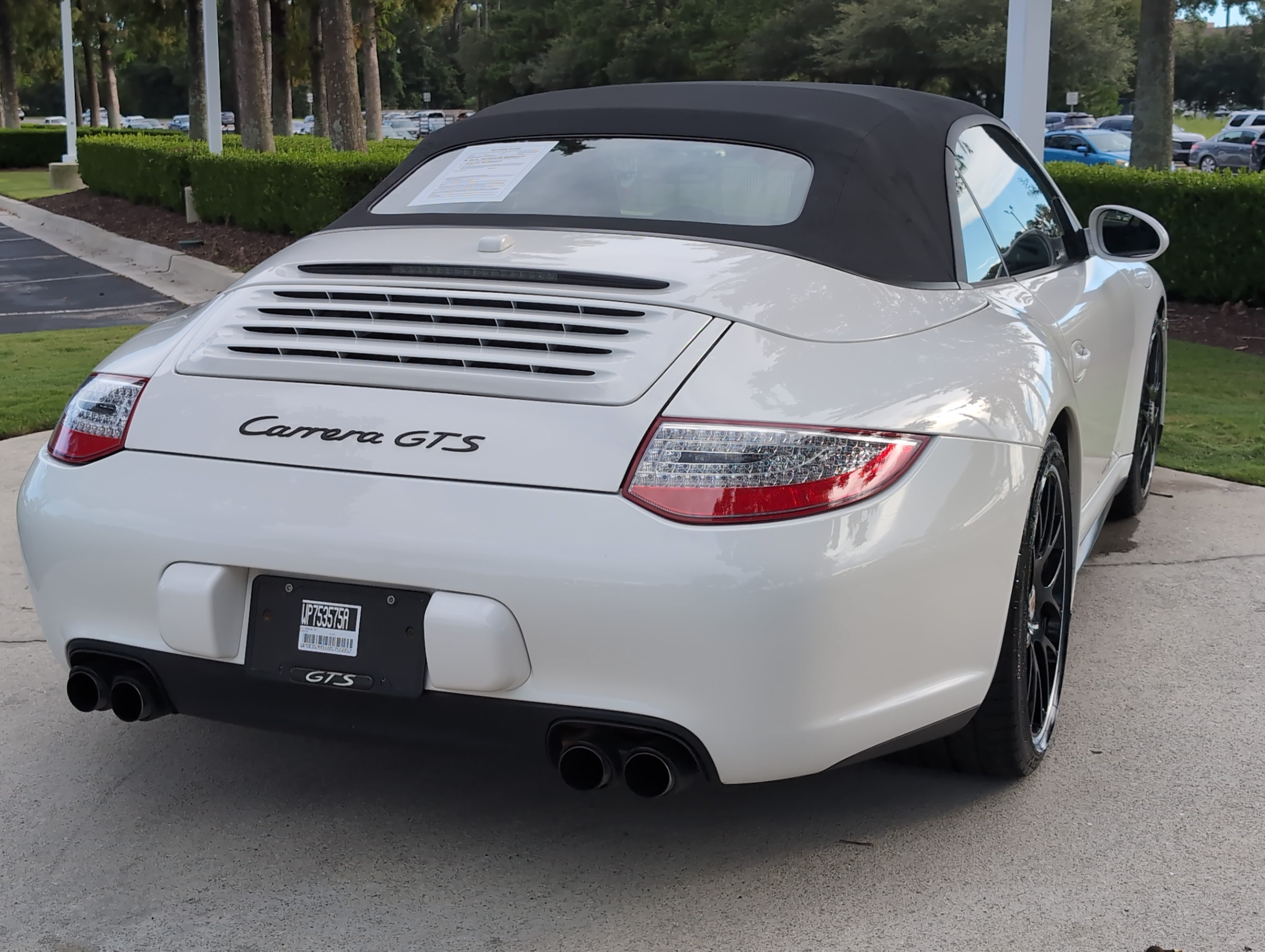 Used 2011 Porsche 911 Carrera GTS RWD image 10