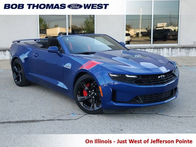 Used 2022 Chevrolet Camaro LT RWD image 1