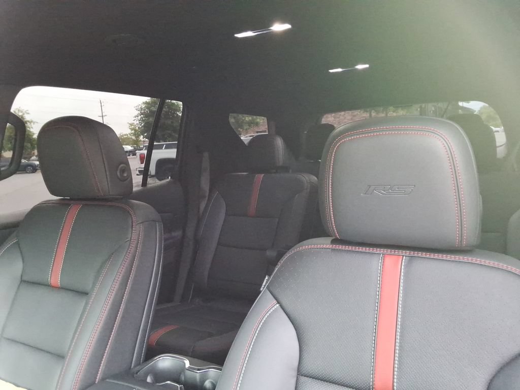Certified 2026 Chevrolet Traverse RS w/ LPO, Floor Liner Package AWD/4WD image 23