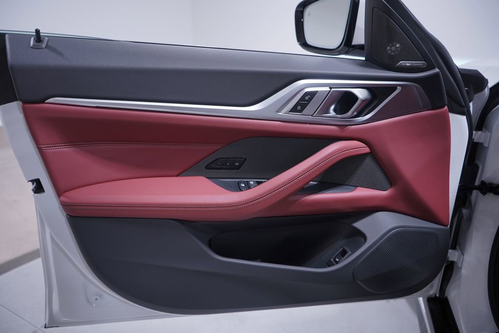 Used 2023 BMW i4 eDrive40 w/ M Sport Package image 16