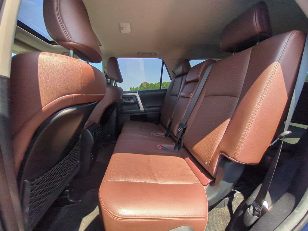 Used 2016 Toyota 4Runner Limited AWD/4WD image 28