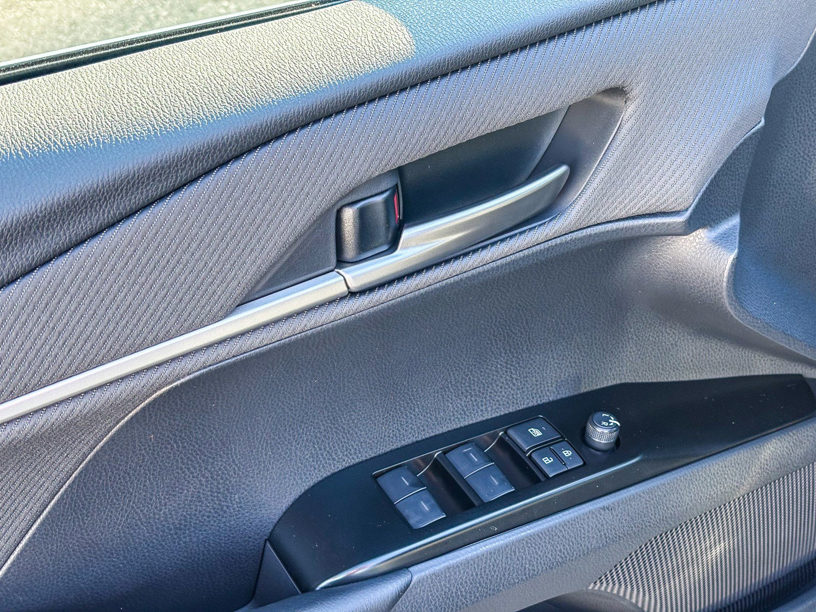 New 2026 Toyota Camry SE image 21