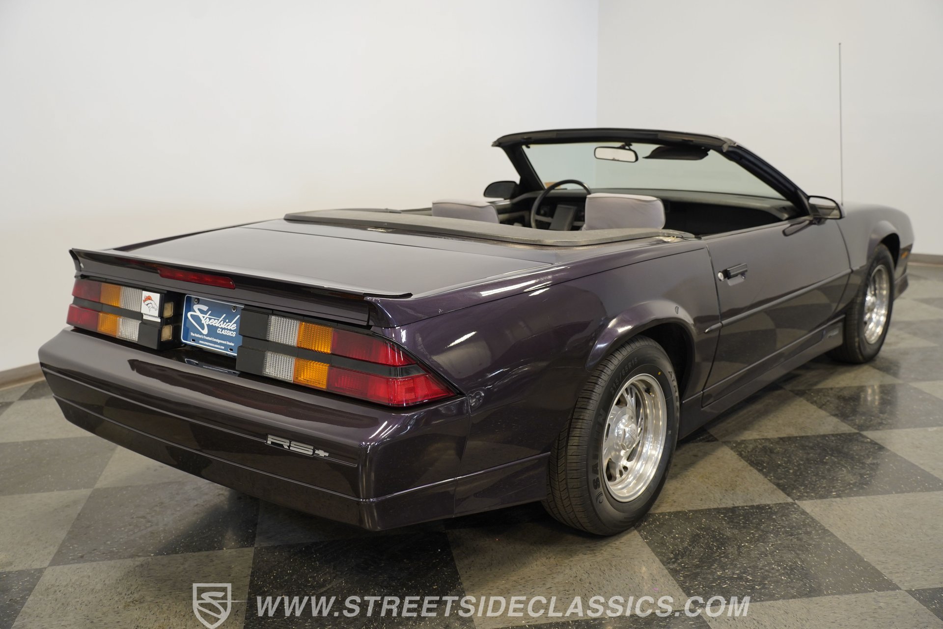Used 1989 Chevrolet Camaro RS RWD image 12