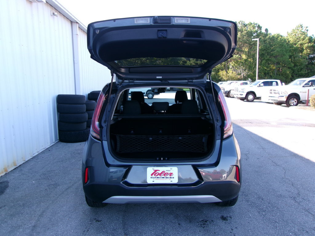 Used 2025 Kia Soul EX FWD image 24