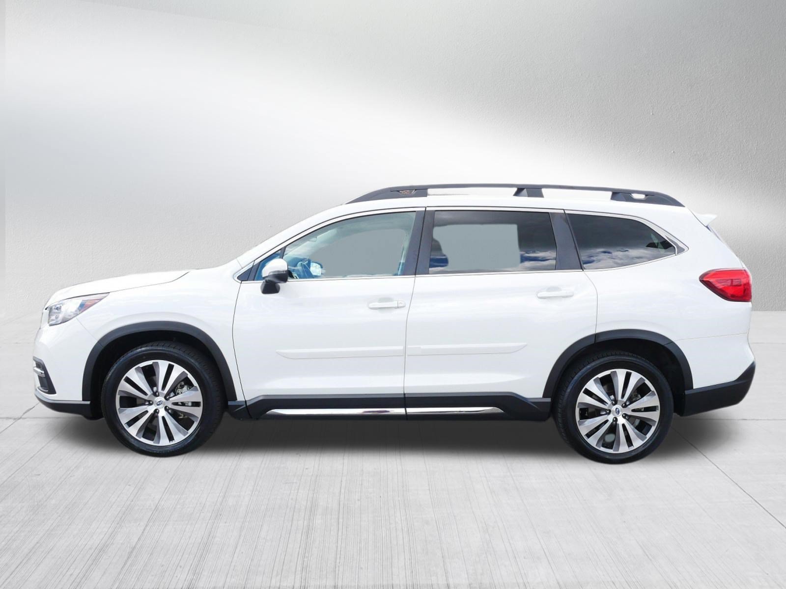 Used 2022 Subaru Ascent Limited w/ Technology Package AWD/4WD image 4