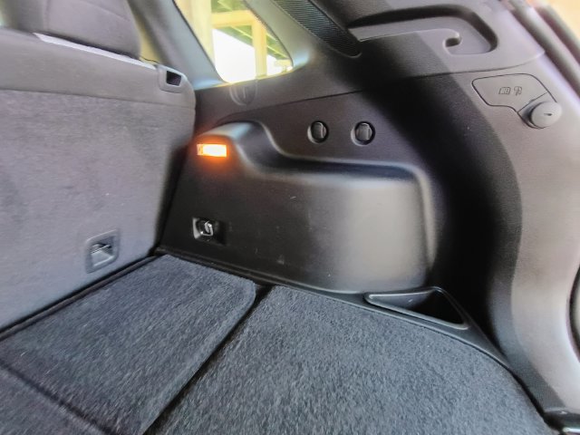 Used 2014 Jeep Cherokee Sport FWD image 67