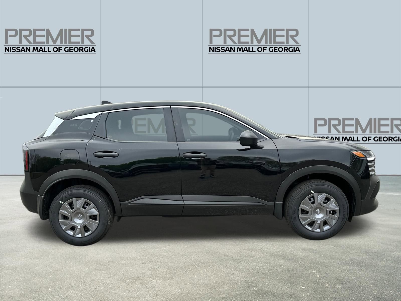 New 2026 Nissan Kicks S image 4