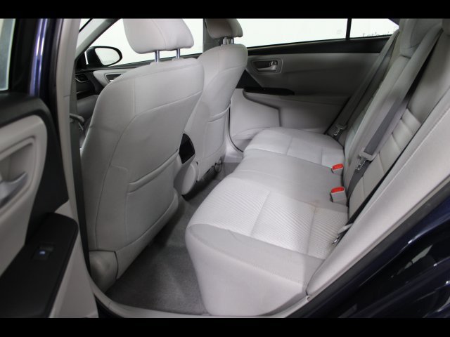 Used 2017 Toyota Camry LE FWD image 15
