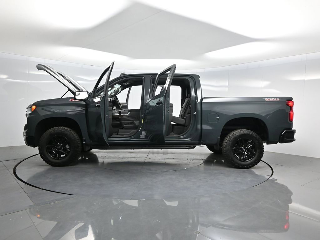 Used 2025 Chevrolet Silverado 1500 LT Trail Boss w/ Convenience Package II image 61
