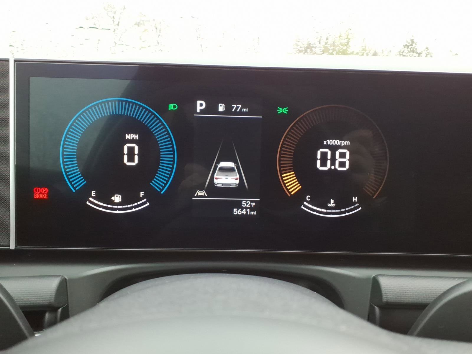 Used 2025 Hyundai Santa Cruz SEL AWD/4WD image 16