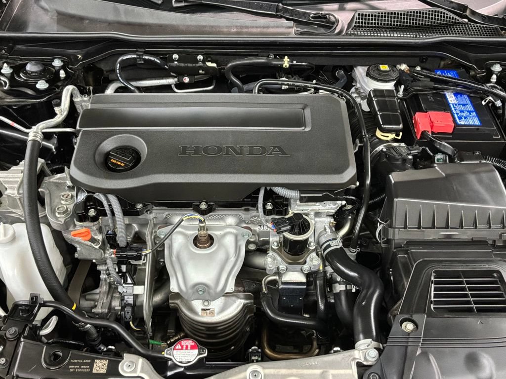 Used 2025 Honda Civic Sport image 32