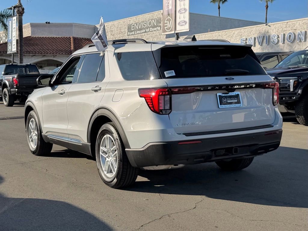 Used 2025 Ford Explorer Active image 6
