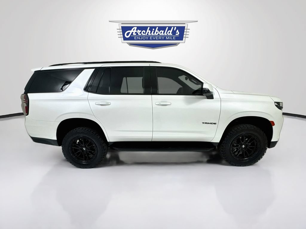 Used 2022 Chevrolet Tahoe RST w/ Sport Performance Package AWD/4WD image 9