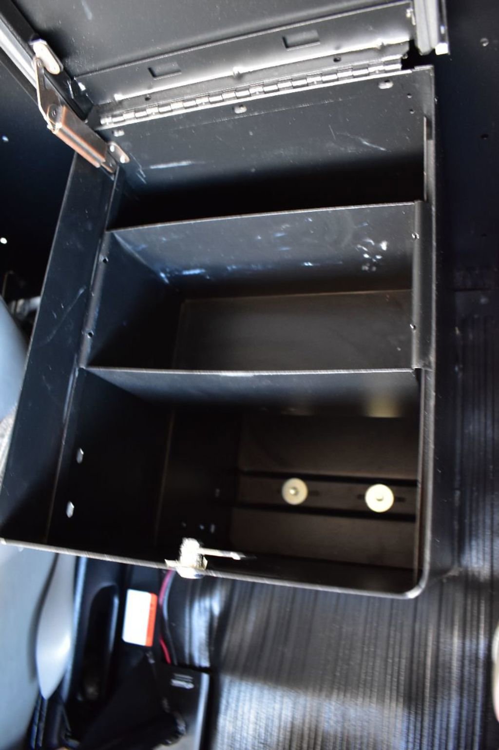 Used 2014 Chevrolet Express 2500 image 39