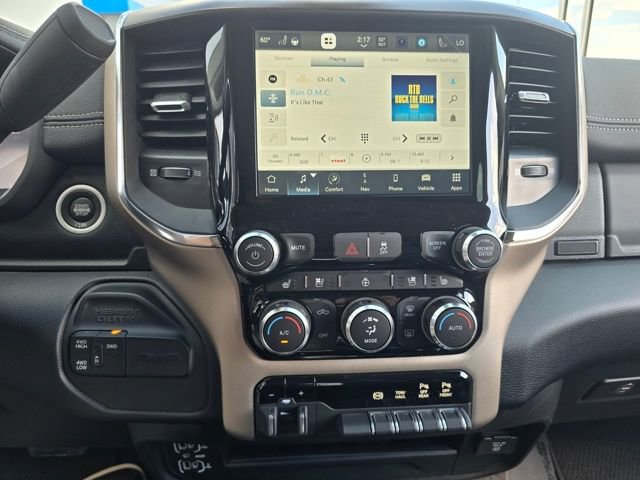 Used 2024 RAM 2500 Laramie AWD/4WD image 14