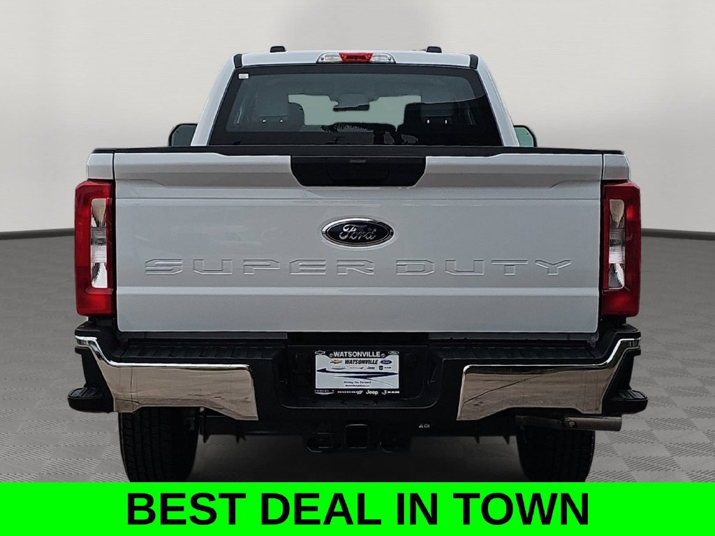 New 2026 Ford F250 XL w/ XL Chrome Package AWD/4WD image 4