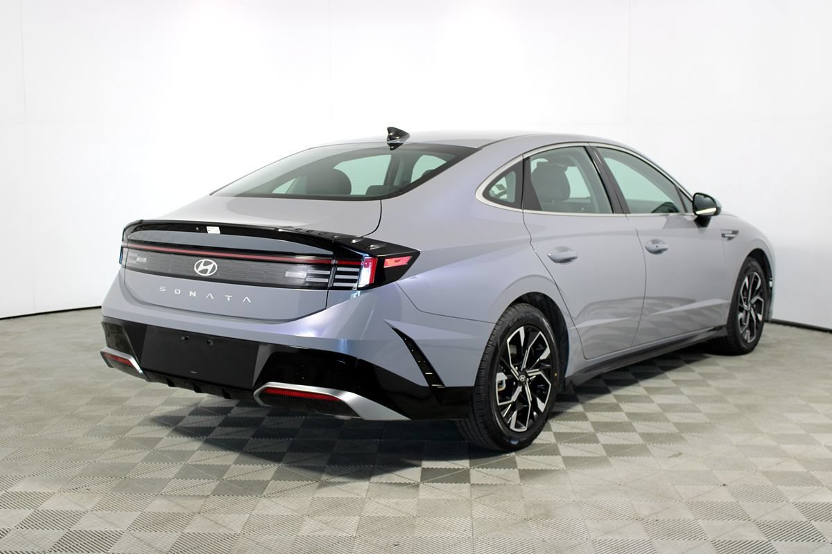 Used 2024 Hyundai Sonata SEL FWD image 27
