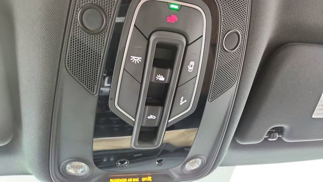 Used 2024 Audi Q8 e-tron Premium Plus w/ Premium Plus Package image 55