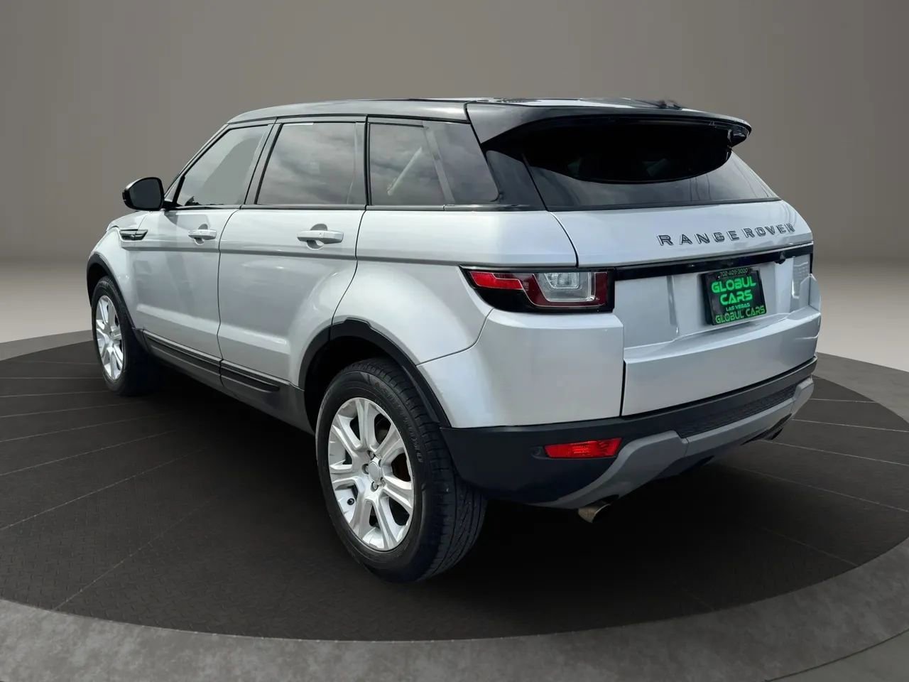 Used 2016 Land Rover Range Rover Evoque SE Premium image 7