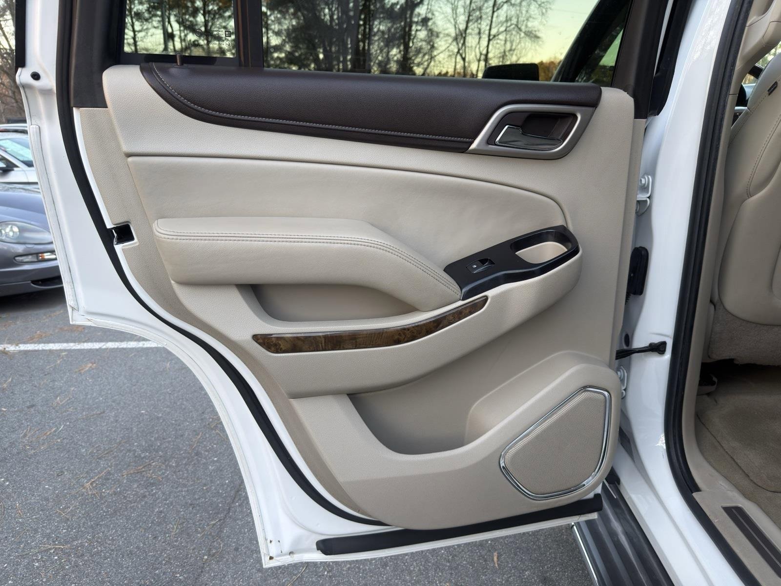 Used 2015 GMC Yukon Denali w/ Open Road Package image 25