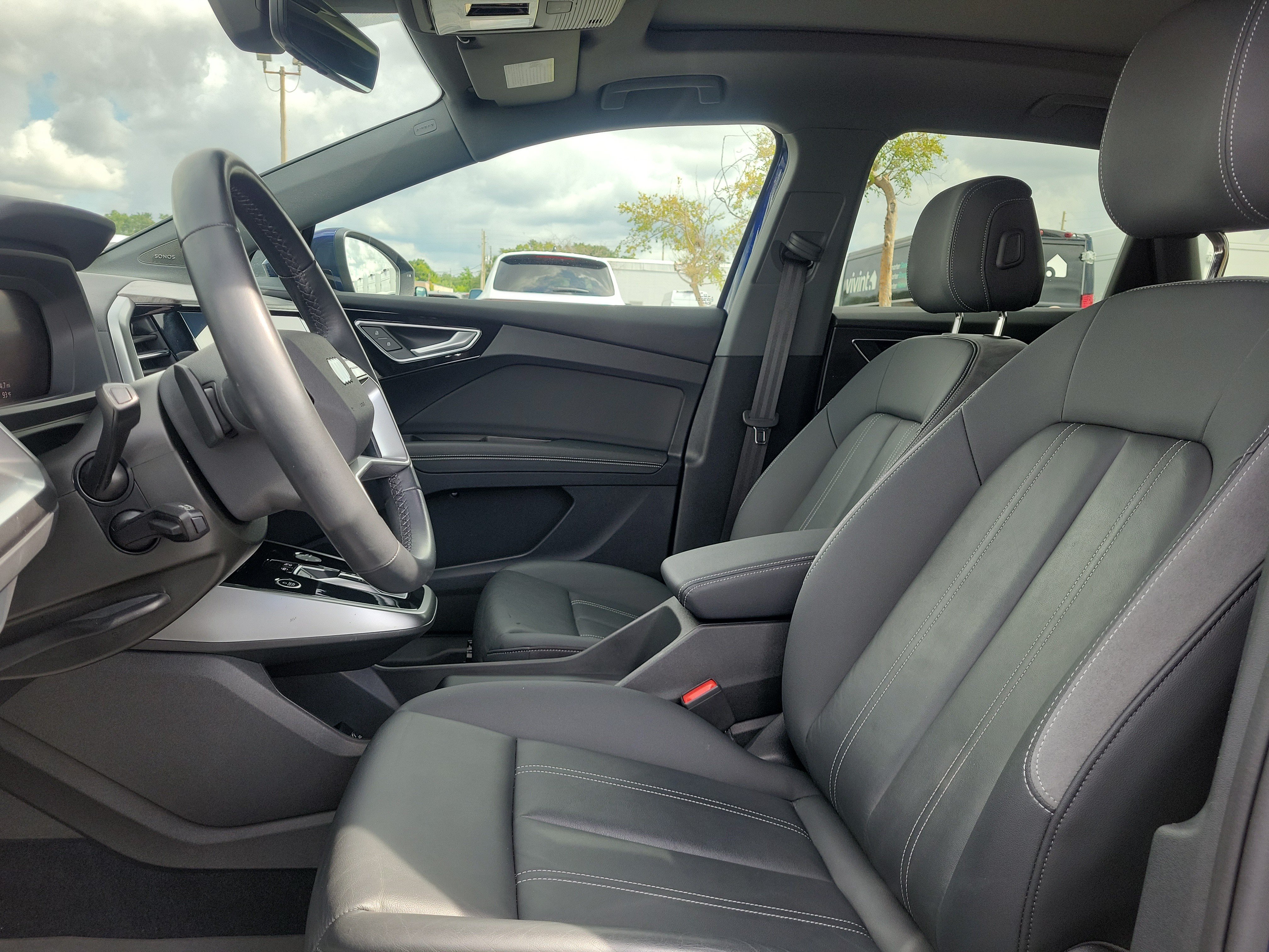 Used 2024 Audi Q4 e-tron Premium Plus AWD/4WD image 15