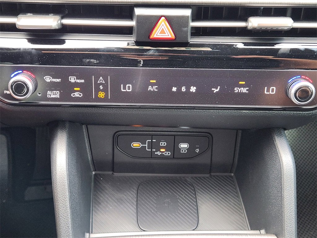 New 2026 Kia Sportage X-Line w/ X-Line Technology Package image 14