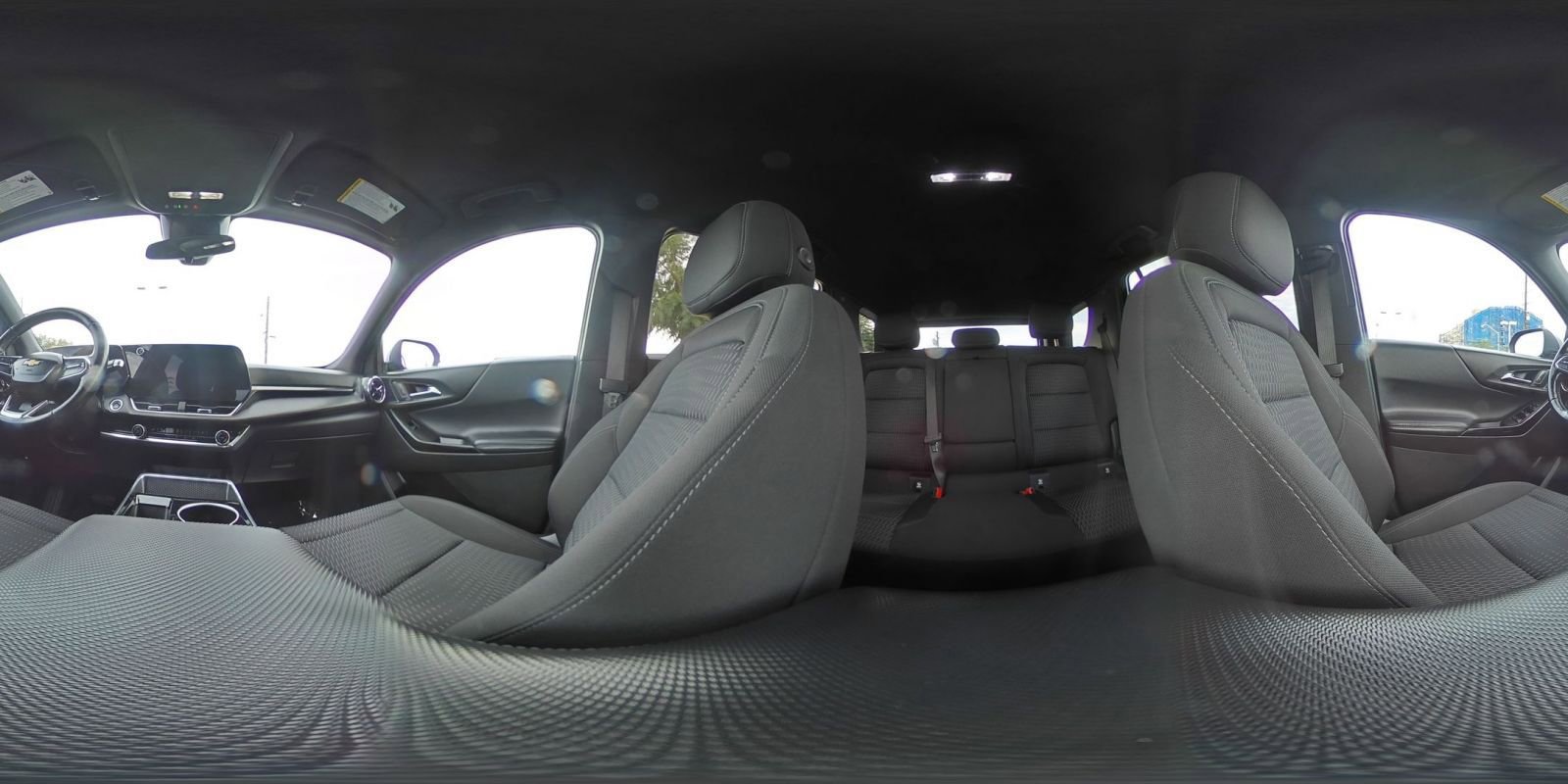 Used 2025 Chevrolet Equinox LT image 42