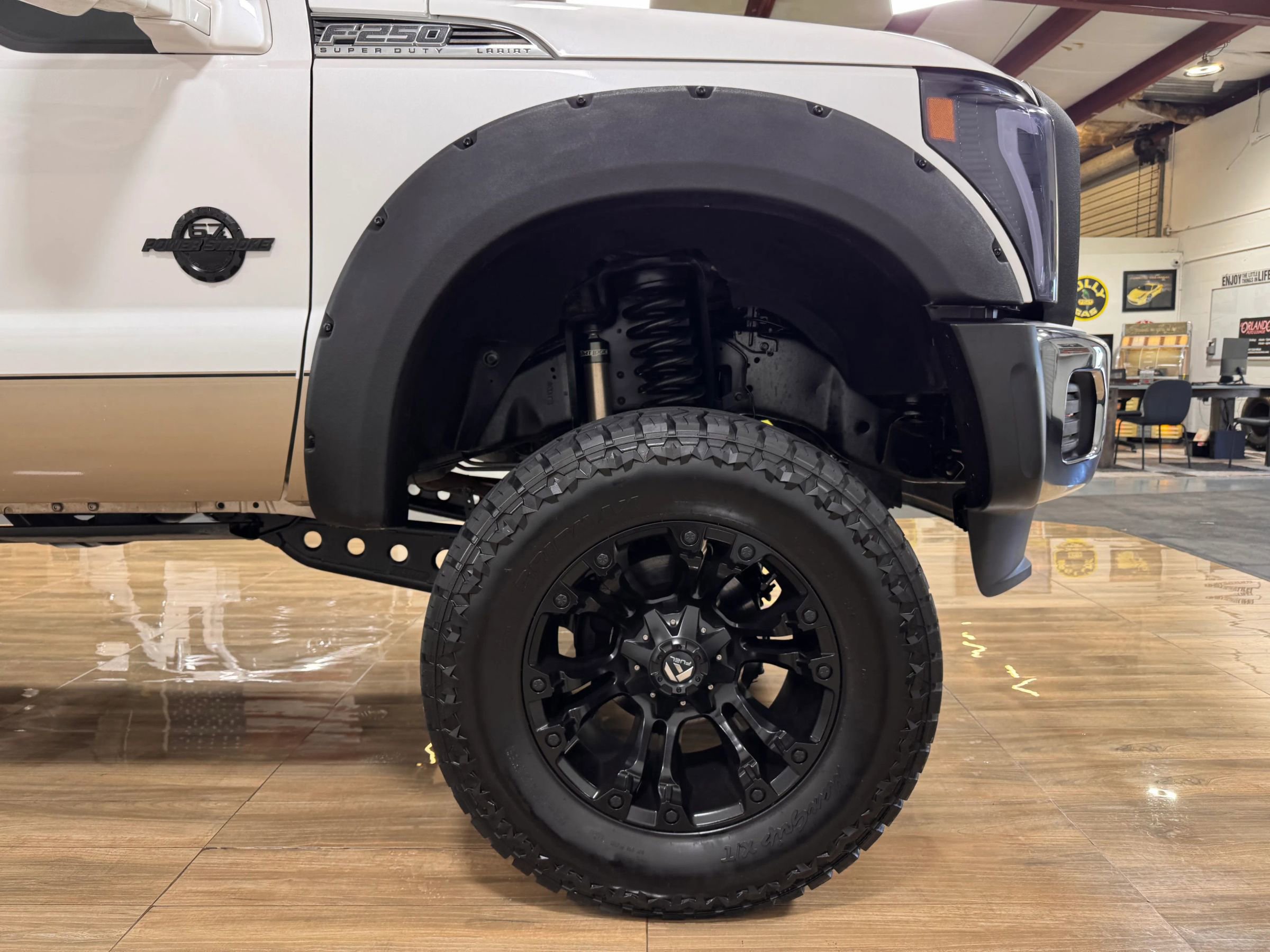 Used 2012 Ford F250 Lariat w/ Lariat Ultimate Pkg AWD/4WD image 4