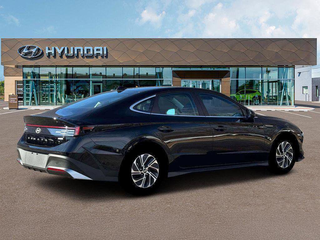 New 2026 Hyundai Sonata Blue FWD image 7