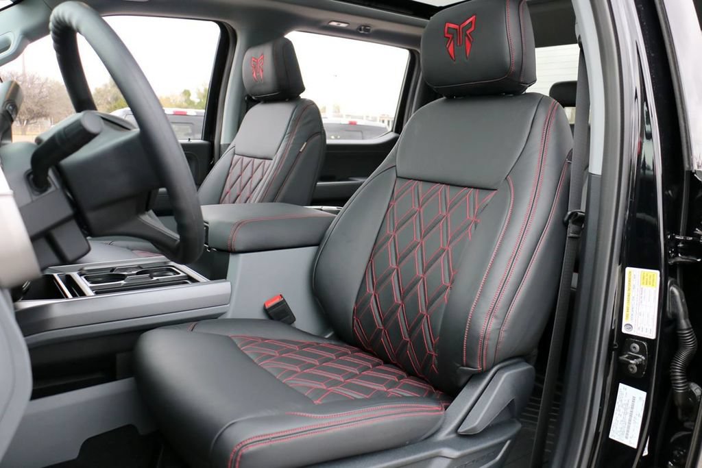 New 2026 Ford F250 XLT w/ XLT Premium Package image 24