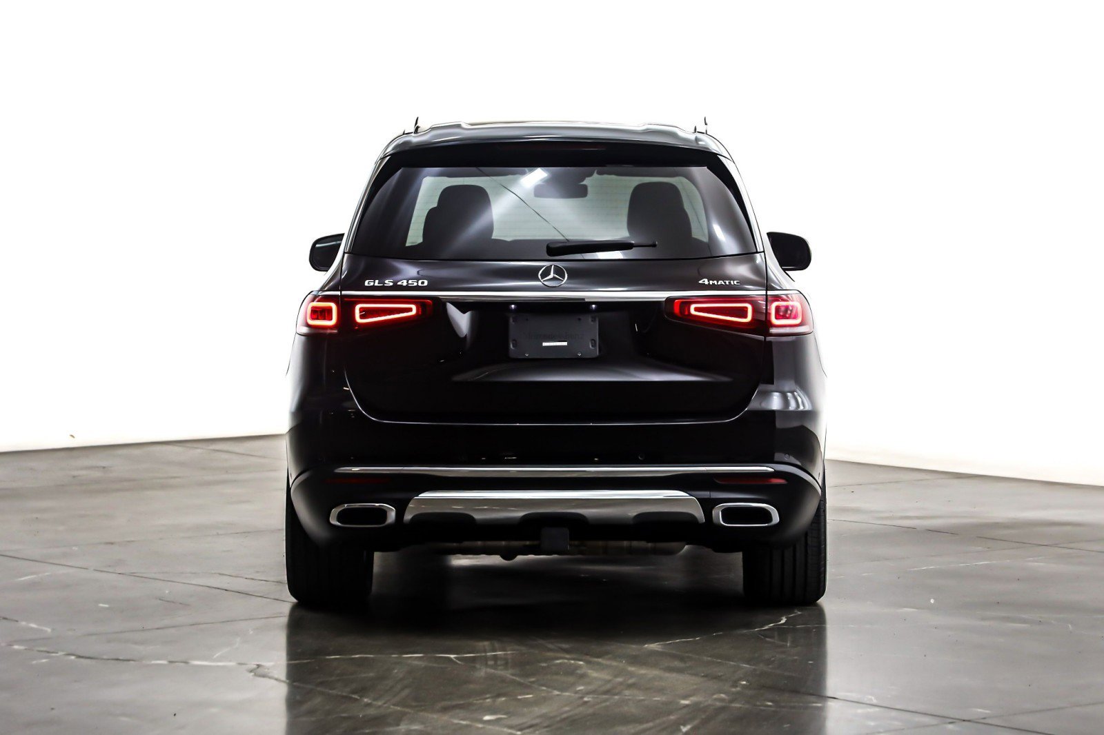 Used 2021 Mercedes-Benz GLS 450 4MATIC image 3