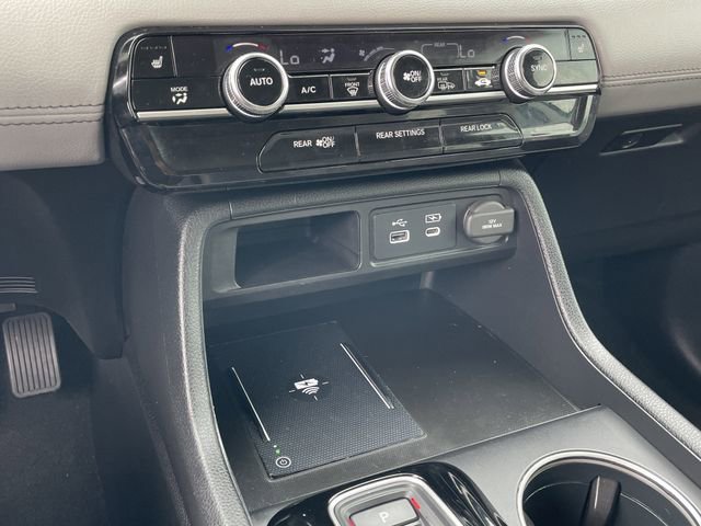 Used 2024 Honda Pilot Touring image 19