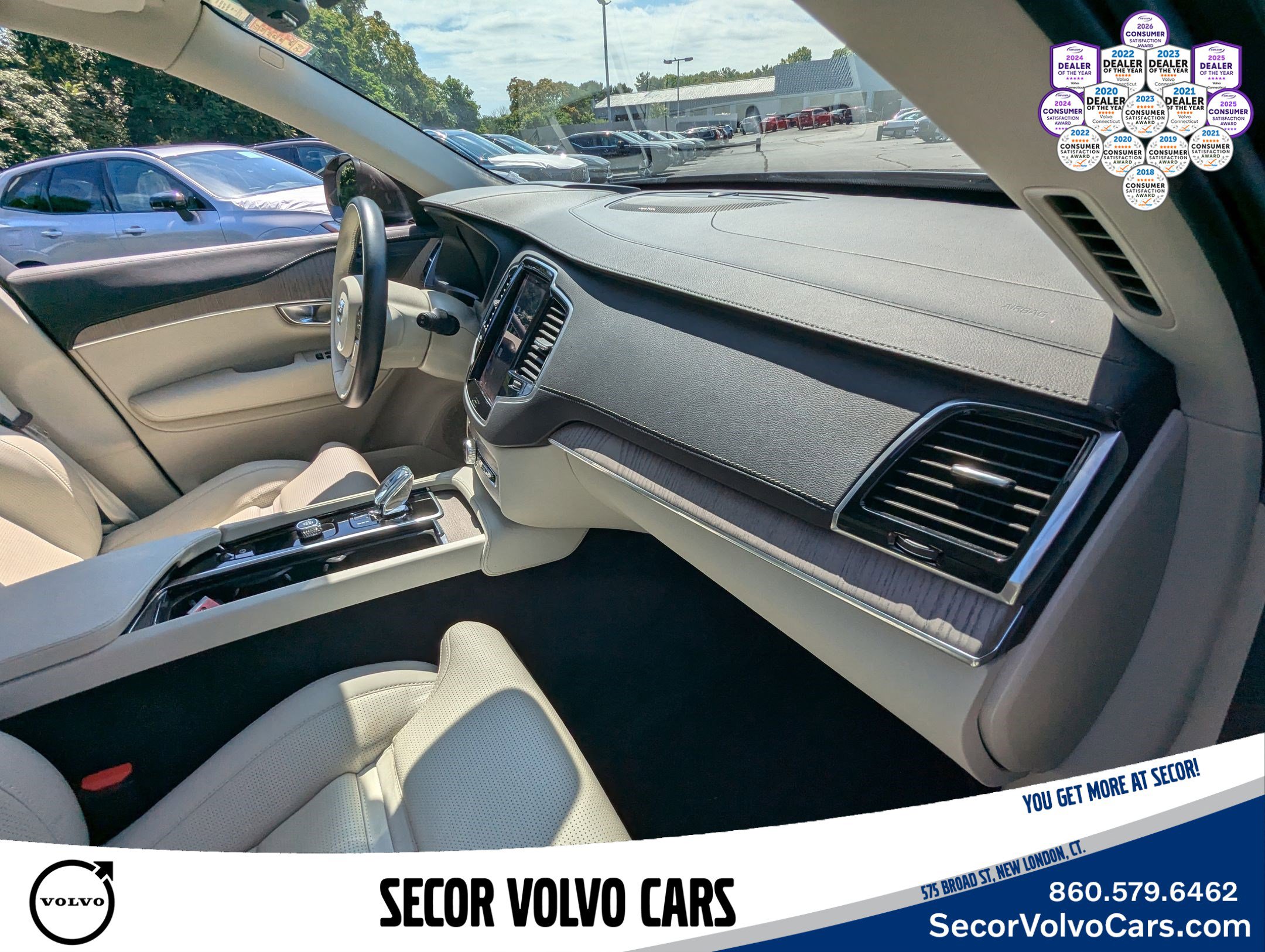Certified 2024 Volvo XC90 T8 Ultimate image 24