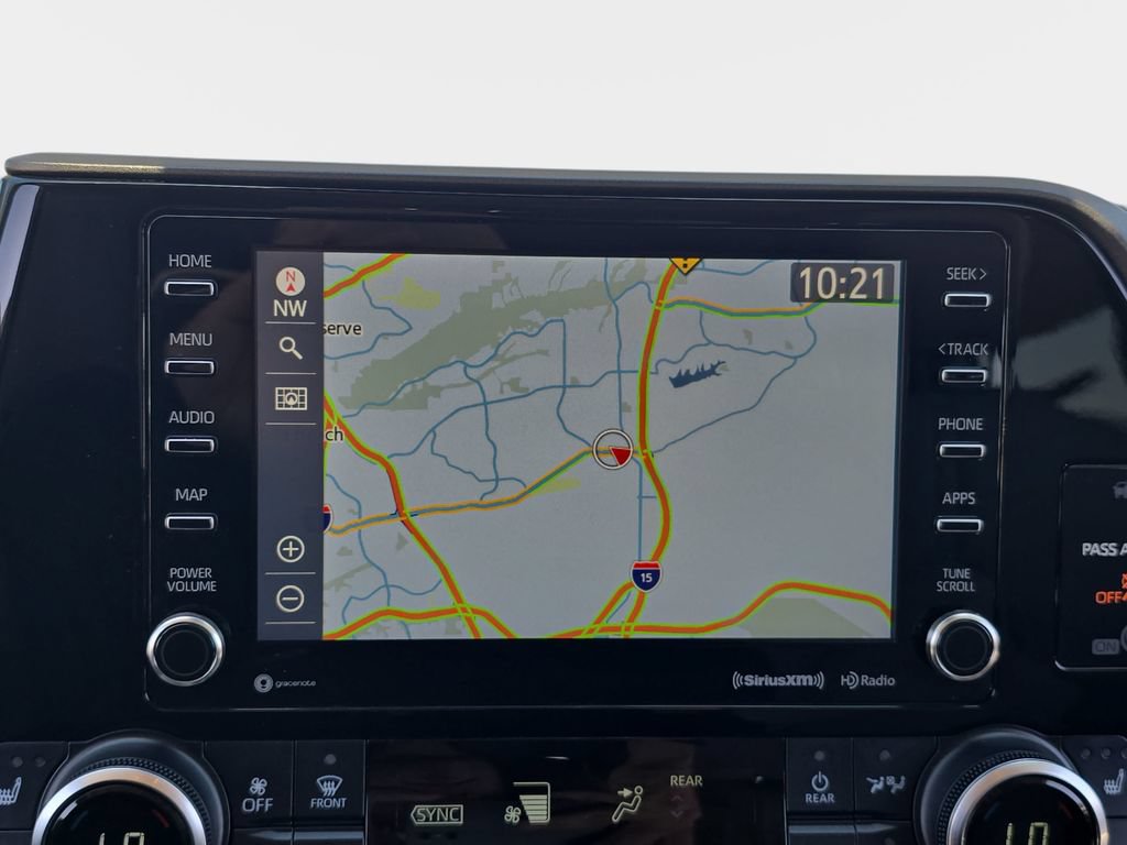 Used 2021 Toyota Highlander XLE FWD image 27