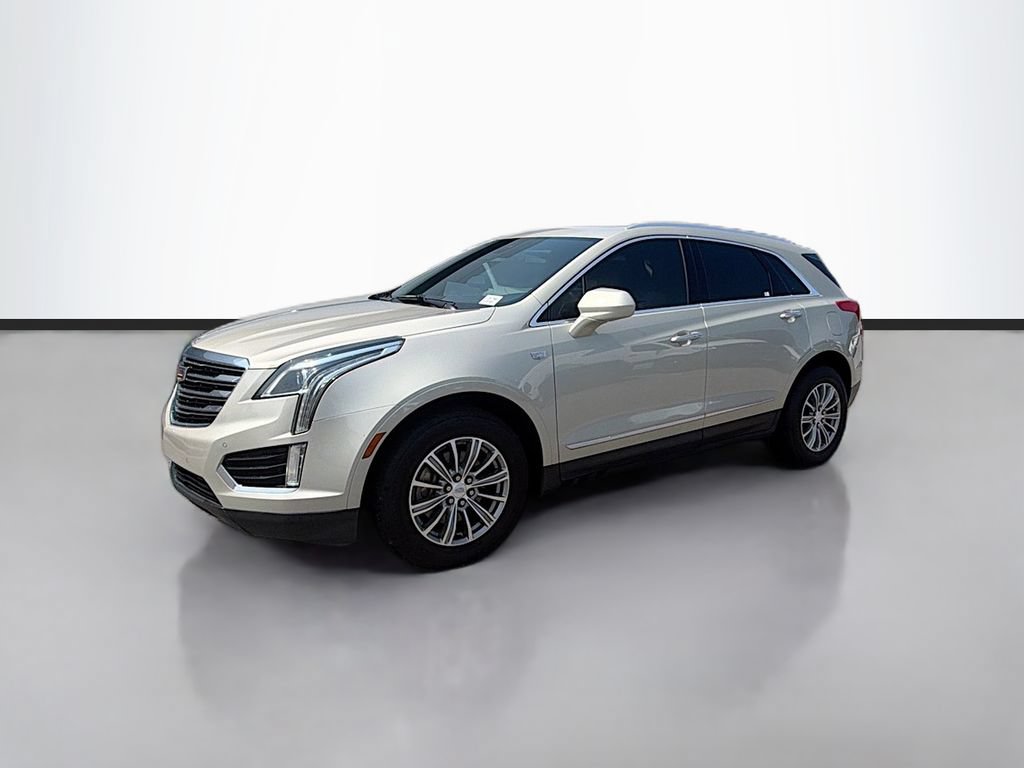 Used 2017 Cadillac XT5 Luxury w/ Driver Awareness Package FWD video 1
