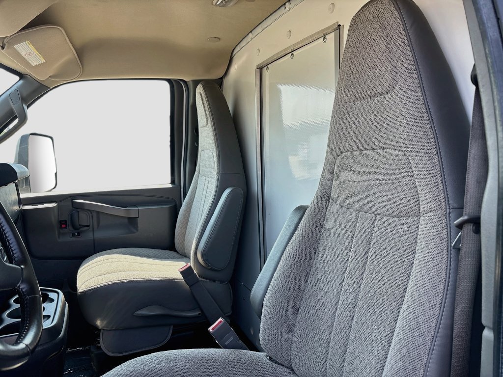 Used 2021 Chevrolet Express 3500 w/ Power Convenience Package RWD image 20