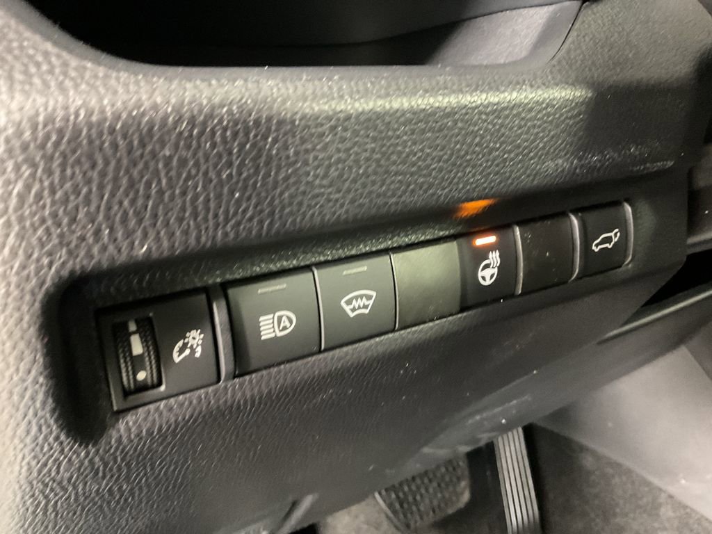 New 2025 Toyota RAV4 XLE image 17