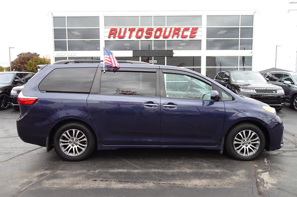 Used 2018 Toyota Sienna XLE